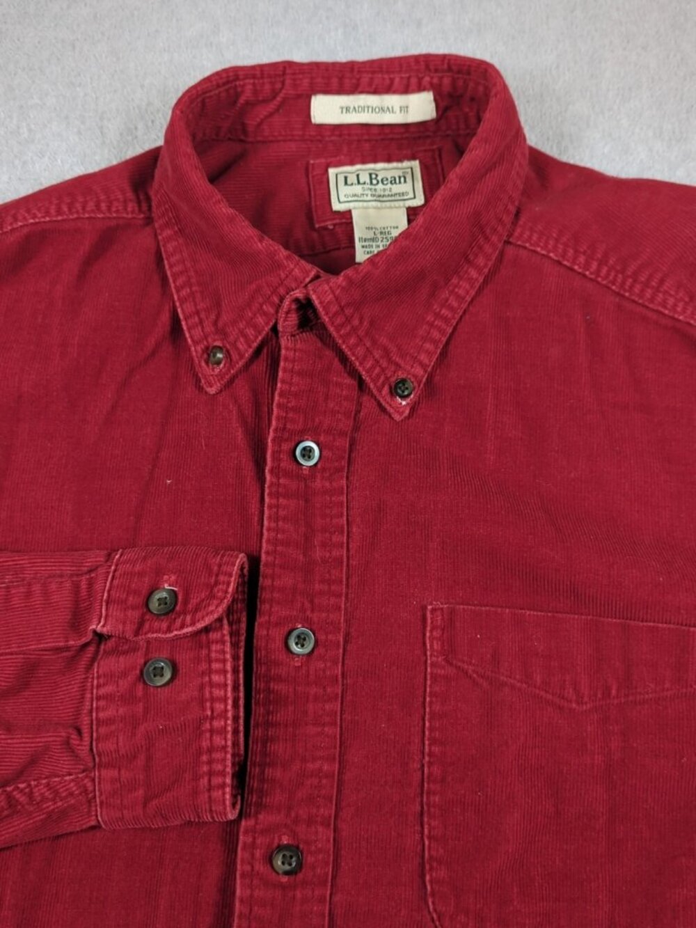 LL Bean corduroy Shirt Men Large Red Long Sleeve Traditional Fit Button Down